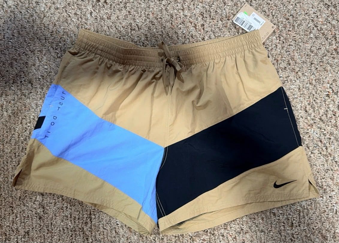 Nike Sportswear 'Just Do It' Colorblock Woven Shorts